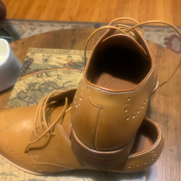 Men’s shoes. Allen Edmonds never worn. main image 8